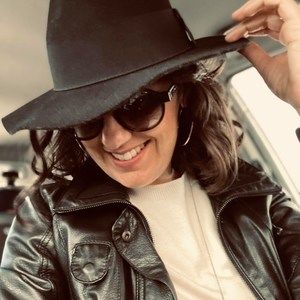 Meet your Posher, Eleonora